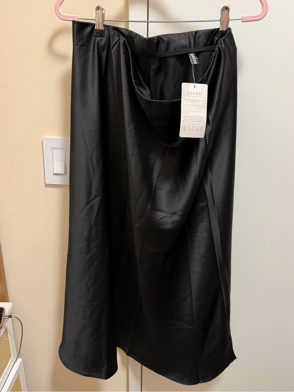 NWT XL BYFBM Elastic Waist Black Satin Skirt